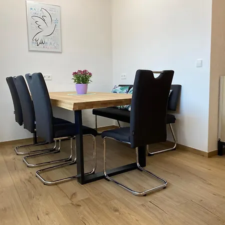 Mina - Rattendorf * Jenig